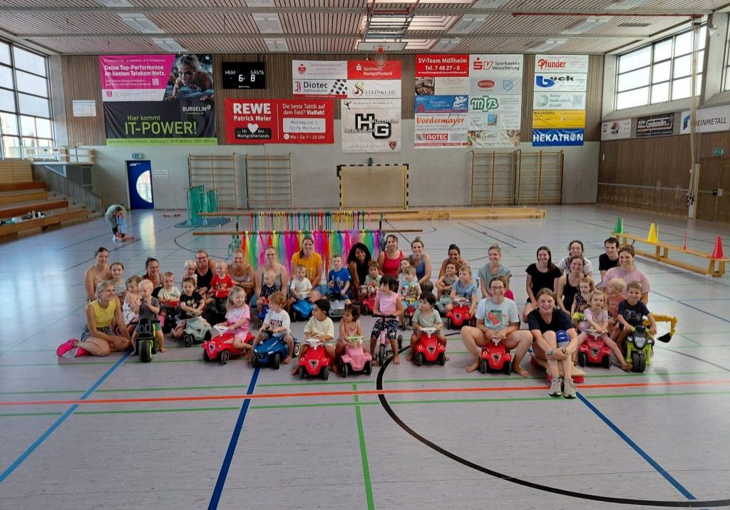 Bobbycar Rennen Elter-Kind